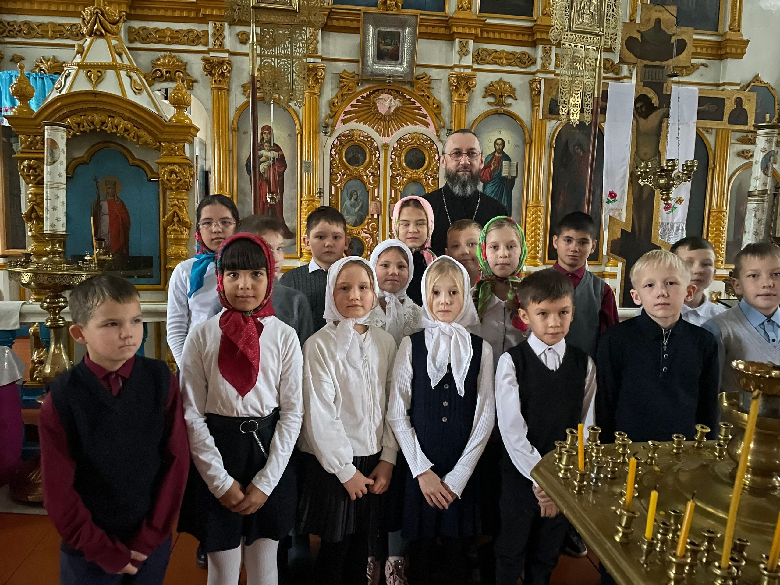 В храме Казанской иконы Божией Матери села Хормалы прошла экскурсия для школьников