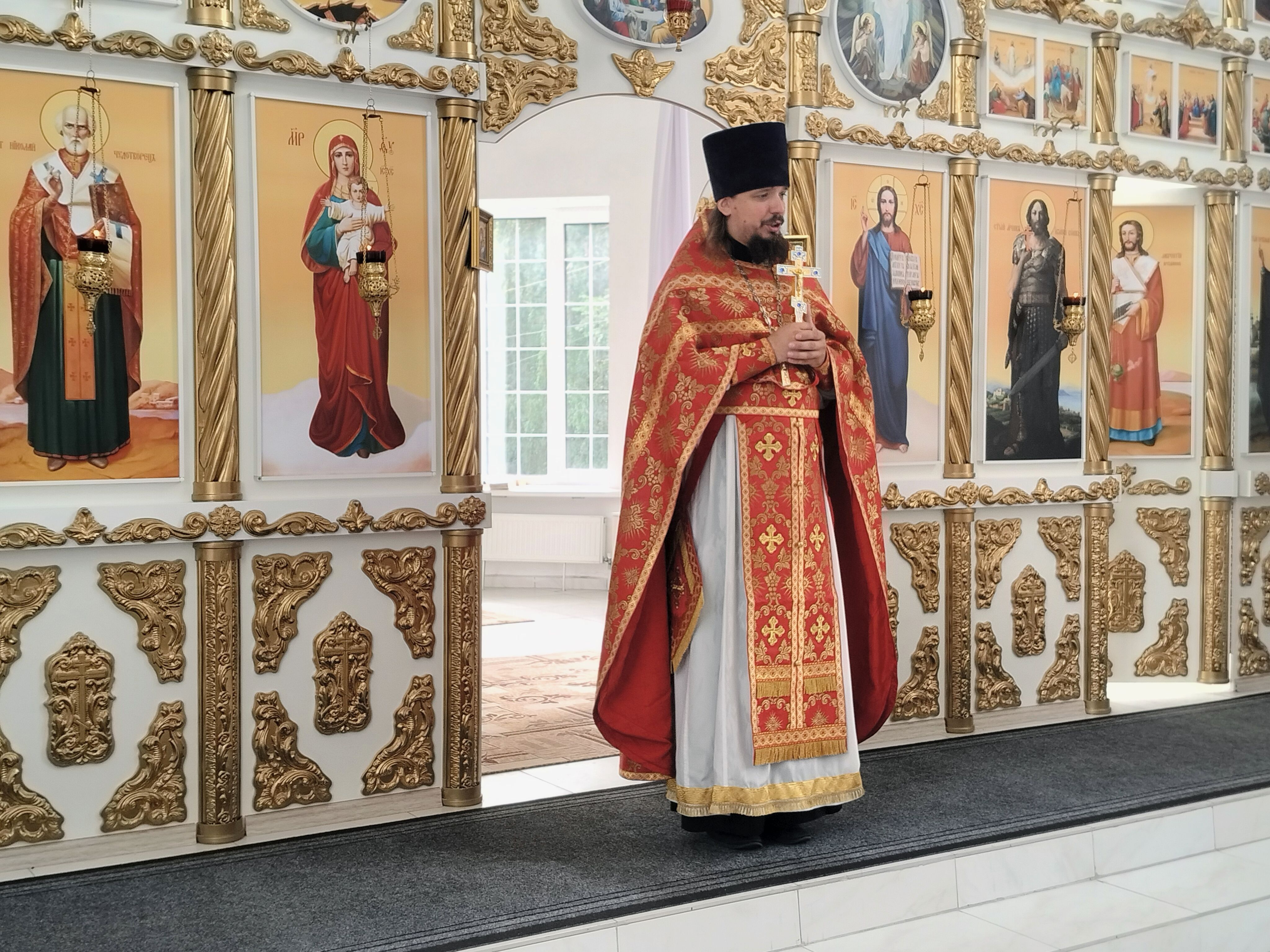 Престольный праздник в храме мученика  Иоанна Война, расположенного на территории Кресто-Воздвиженской церкви