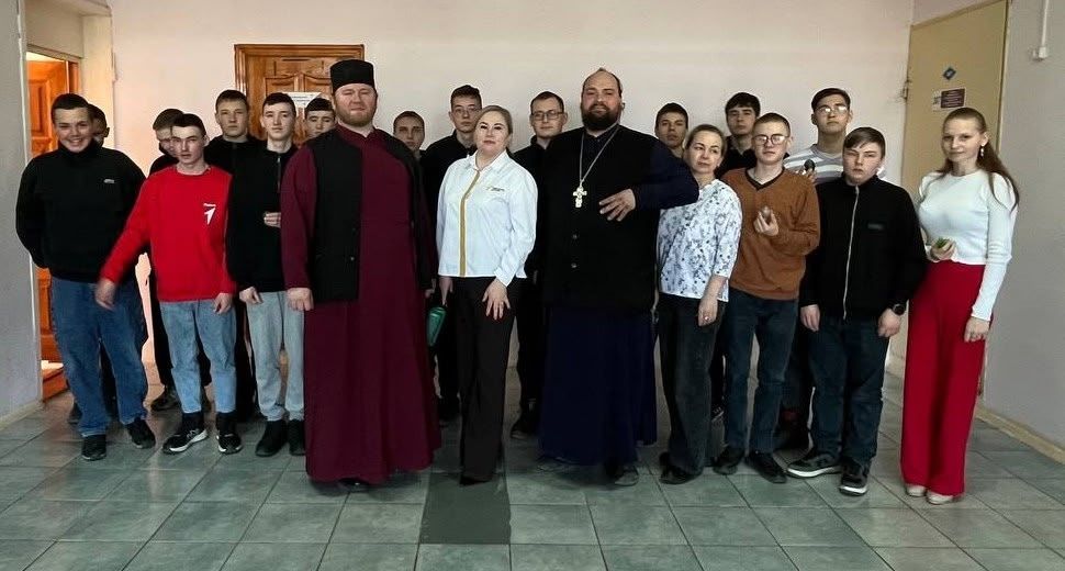 В селе Батырево прошла встреча студентов колледжа с руководителями Молодёжного и Миссионерского отделов