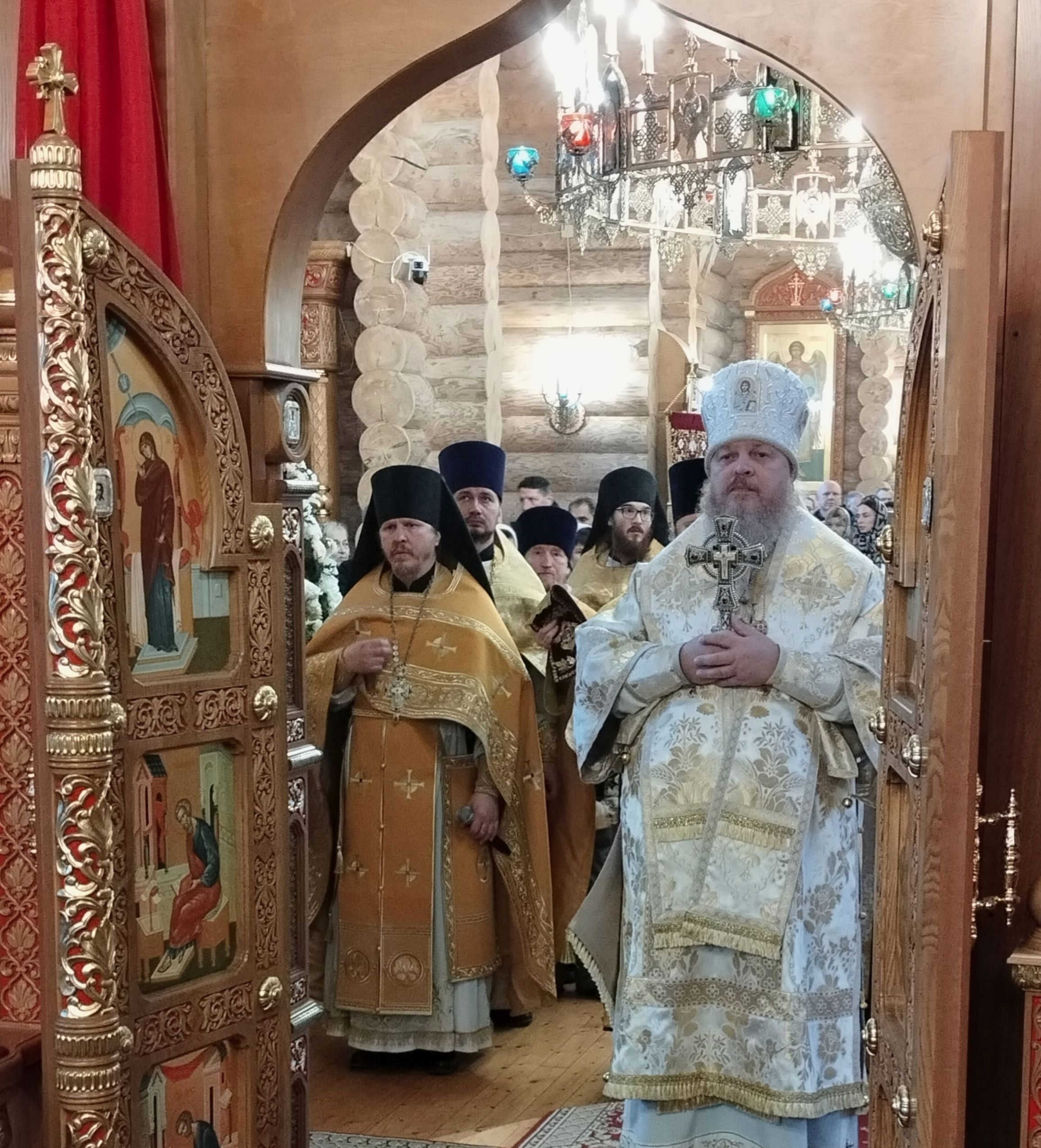 Управляющий Алатырской епархией в день памяти святого благоверного великого князя Александра Невского возглавил Престольные торжества в Александро-Невском мужском монастыре п/о Кюрегаси