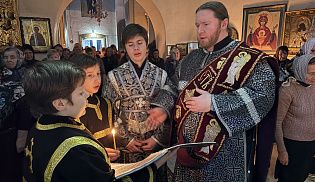 Великое повечерие с чтением Великого покаянного канона прп. Андрея Критского в храме Воздвижения Креста Господня города Алатырь