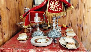 Епископ Алатырский и Порецкий Феодосий в праздник святого апостола Иоанна Богослова совершил Божественную Литургию в храме в честь святителя Николая Чудотворца села Чепкас-Никольское