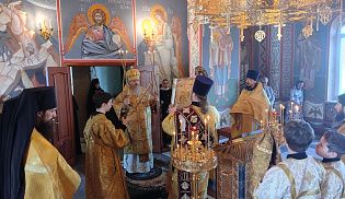 Епископ Алатырский и Порецкий Феодосий возглавил престольные торжества в Свято-Троицком мужском монастыре города Алатырь