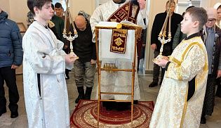 Епископ Алатырский и Порецкий Феодосий в Неделю 33-ю по Пятидесятнице и в день памяти мученицы Татьяны совершил Божественную Литургию в кафедральном храме в честь Иверской иконы Божией Матери города Алатырь