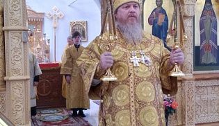 Управляющий Алатырской епархией в 13-ю Неделю по Пятидесятнице совершил Божественную Литургию в Киево-Николаевском Новодевичьем монастыре города Алатырь