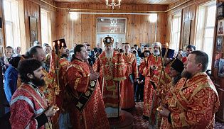 Епископ Алатырский и Порецкий Феодосий в праздник святого апостола Иоанна Богослова совершил Божественную Литургию в храме в честь святителя Николая Чудотворца села Чепкас-Никольское