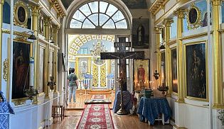 Епископ Алатырский и Порецкий Феодосий в праздник " Тихвинской" иконы Божией Матери возглавил Престольные торжества в Богоявленском храме села Козловка