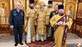 Управляющий Алатырской епархией в Неделю 25-ю по Пятидесятнице совершил Божественную Литургию в кафедральном храме в честь Иверской иконы Божией Матери города Алатырь