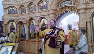 Управляющий Алатырской епархией в 13-ю Неделю по Пятидесятнице совершил Божественную Литургию в Киево-Николаевском Новодевичьем монастыре города Алатырь