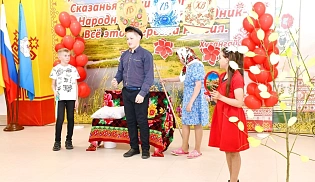 "Пасхальная радость": в Батырево прошел православный фестиваль детских творческих колективов