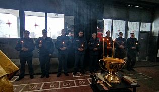 Духовенство Алатырской епархии совершило молебен в пожарной части в День спасателя