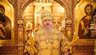 Управляющий Алатырской епархией в Неделю 20-ю по Пятидесятнице сослужил за Божественной Литургией митрополиту Чебоксарскому и Чувашскому Савватию в Александро-Невском монастыре п/о Кюрегаси