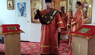 Епископ Алатырский и Порецкий Феодосий в праздник святого апостола Иоанна Богослова совершил Божественную Литургию в храме в честь святителя Николая Чудотворца села Чепкас-Никольское