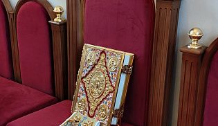 Епископ Алатырский и Порецкий Феодосий в Неделю 33-ю по Пятидесятнице и в день памяти мученицы Татьяны совершил Божественную Литургию в кафедральном храме в честь Иверской иконы Божией Матери города Алатырь