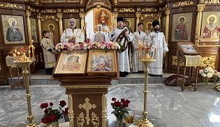 Управляющий Алатырской епархией в Неделю 12-ю по Пятидесятнице совершил Божественную Литургию в Иверском кафедральном храме города Алатырь