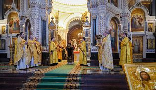 В 17-ю годовщину интронизации Святейшего Патриарха Московского и всея Руси Кирилла, в кафедральном соборном Храме Христа Спасителя в Москве была совершена Божественная литургия