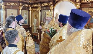 Управляющий Алатырской епархией в праздник пророка Божия Илии овершил Божественную Литургию в в кафедральном храме в честь Иверской иконы Божией Матери города Алатырь