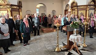 Управляющий Алатырской епархией в праздник Архангела Михаила и прочих Небесных Сил бесплотных совершил Божественную Литургию в кафедральном храме в честь Иверской иконы Божией Матери города Алатырь