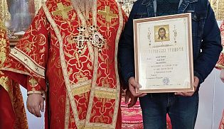 Епископ Алатырский и Порецкий Феодосий в праздник святого апостола Иоанна Богослова совершил Божественную Литургию в храме в честь святителя Николая Чудотворца села Чепкас-Никольское