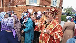 Управляющий Алатырской епархией в праздник святителя Николая возглавил престольные торжества в храме святителя Николая Чудотворца села Норваш-Шигали