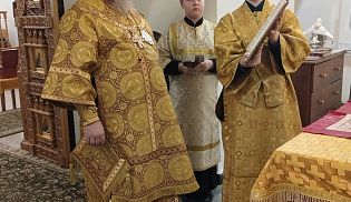 Епископ Алатырский и Порецкий Феодосий в Неделю 24-ю по Пятидесятнице совершил Божественную Литургию в Киево-Николаевском Новодевичьем монастыре города Алатырь