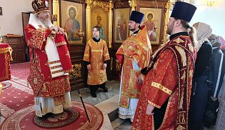 Управляющий Алатырской епархией в праздник Архангела Михаила и прочих Небесных Сил бесплотных совершил Божественную Литургию в кафедральном храме в честь Иверской иконы Божией Матери города Алатырь