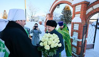 Епископ Алатырский и Порецкий Феодосий сослужил за Божественной литургией митрополиту Чебоксарскому и Чувашскому Савватию в храме честь святого благоверного князя Александра Невского села Батырево