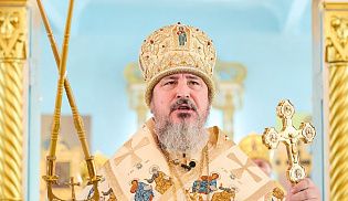 Управляющий Алатырской епархией в пятую Неделю по Пятидесятнице сослужил митрополиту Чебоксарскому и Чувашскому Савватию за Божественной Литургией в кафедральном храме святителя Николая Чудотворца города Канаш