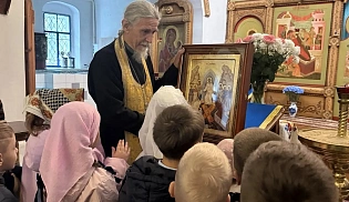 В храме Рождества Пресвятой Богородицы города Алатырь прошли встречи с младшими школьниками