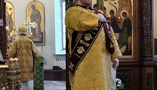 Епископ Алатырский и Порецкий Феодосий в день памяти святителя Спиридона Тримифунтского совершил Божественную Литургию в Свято-Троицком мужском монастыре города Алатырь