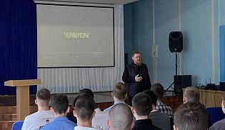 Руководитель Центра реабилитации и пробации провёл лекции по профилактике алкоголизма и наркомании для студентов и родителей в Алатыре