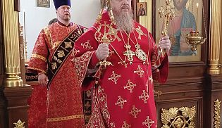 Управляющий Алатырской епархией в Неделю о самаряныне совершил Божественную Литургию в кафедральном храме в честь Иверской иконы Божией Матери города Алатырь
