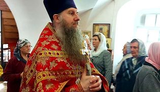 В храме Усекновения главы Иоанна Предтечи города Алатырь было совершенно богослужение по случаю Престольного праздника