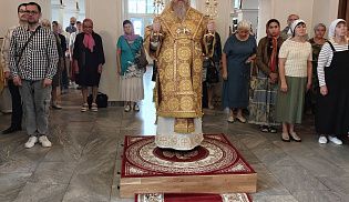 Управляющий Алатырской епархией в шестую Неделю по Пятидесятнице совершил Божественную Литургию в в кафедральном храме в честь Иверской иконы Божией Матери города Алатырь