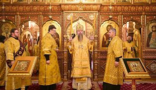 Управляющий Алатырской епархией в Неделю 20-ю по Пятидесятнице сослужил за Божественной Литургией митрополиту Чебоксарскому и Чувашскому Савватию в Александро-Невском монастыре п/о Кюрегаси