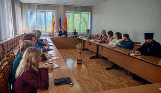 Секретарь епархиального управления принял участие в первом заседании Общественной палаты Алатырского муниципального округа