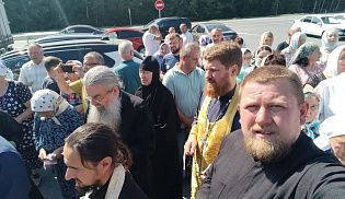 Духовенство и верующие Батыревского благочиния совершили паломническую поездку к мощам святителя Николая Чудотворца