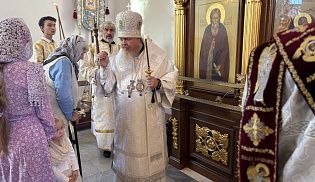 Управляющий Алатырской епархией в Неделю 12-ю по Пятидесятнице совершил Божественную Литургию в Иверском кафедральном храме города Алатырь