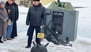 В День защитника Отечества в Алатыре почтили память моряков и морских пехотинцев