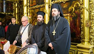 Управляющий Алатырской епархией сослужил митрополитам Нектарию и Савватию за молебном у десницы святителя Спиридона Тримифунтского в кафедральном соборе Чувашской митрополии