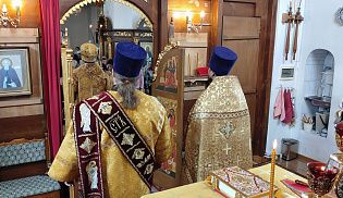 Управляющий Алатырской епархией в Неделю Всех святых, в земле Русской просиявших совершил Божественную Литургию в в кафедральном храме в честь Иверской иконы Божией Матери города Алатырь