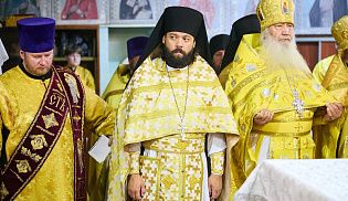 Епископ Алатырский и Батыревский Феодосий сослужил главам Керкирской и Чувашской митрополий за Божественной Литургией в день тезоименитства митрополита Савватия