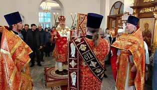 Управляющий Алатырской епархией в праздник Архангела Михаила и прочих Небесных Сил бесплотных совершил Божественную Литургию в кафедральном храме в честь Иверской иконы Божией Матери города Алатырь