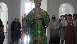1 августа 2023 г., в день памяти прп. Серафима Саровского Преосвященнейший Феодор, епископ Алатырский и Порецкий, совершил Божественную Литургию в храме преп. Серафима Саровского с.Алманчиково Батыревского района