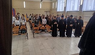 В Шемуршинской школе прошел концерт, посвященный празднику Сретения Господня и Дню православной молодежи