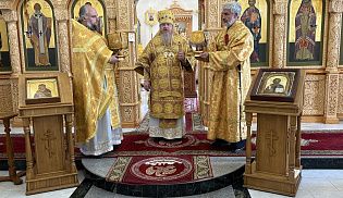 Управляющий Алатырской епархией в день кончины схиигумении Елизаветы, бывшей настоятельницы Киево-Николаевского монастыря, совершил Божественную Литургию в Киево-Николаевском Новодевичьем монастыре города Алатырь