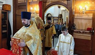 Управляющий Алатырской епархией в Неделю 28-ю по Пятидесятнице совершил Божественную Литургию в кафедральном храме в честь Иверской иконы Божией Матери города Алатырь