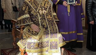 Управляющий Алатырской епархией во 2-ю Неделю Великого поста совершил Божественную Литургию в Иверском кафедральном храме города Алатырь