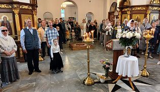 Епископ Алатырский и Порецкий Феодосий в одиннадцатую Неделю по Пятидесятнице совершил Божественную Литургию в кафедральном храме в честь Иверской иконы Божией Матери города Алатырь