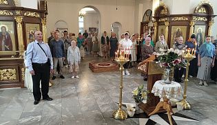 Управляющий Алатырской епархией в шестую Неделю по Пятидесятнице совершил Божественную Литургию в в кафедральном храме в честь Иверской иконы Божией Матери города Алатырь
